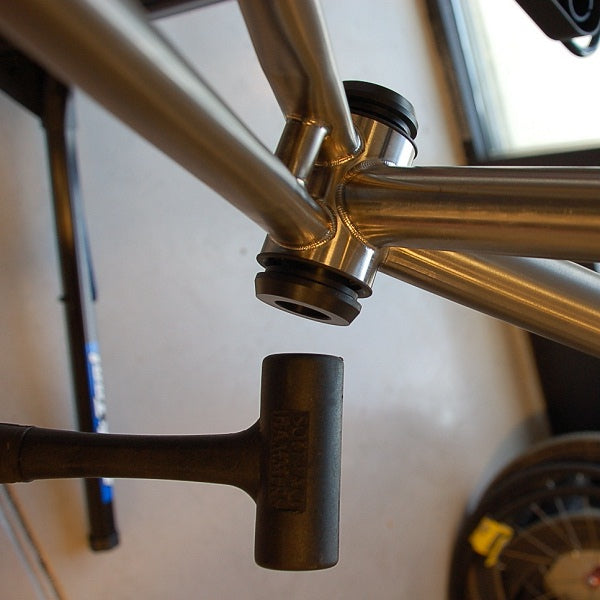 2) Tap in Pressfit 30 Adapter with soft mallet-35401069461672 main