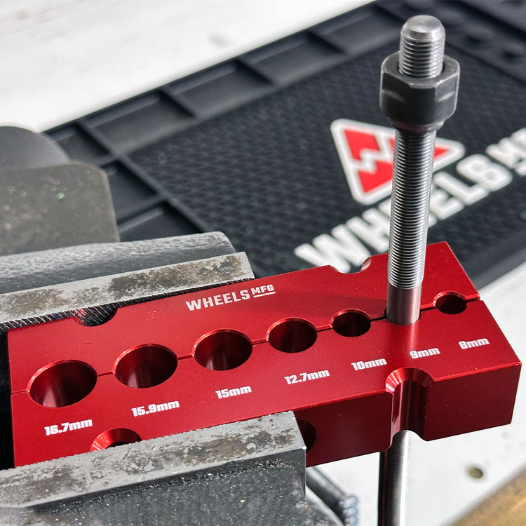 Vise Shaft Clamp Small - For small sized common axle and suspension components-35391884853416 main